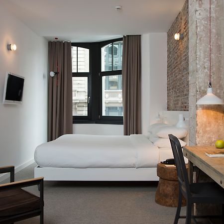 9Hotel Central Brussel Ruang foto